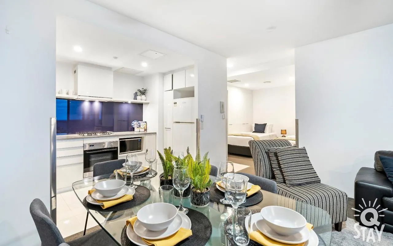 Kids Stay Free In Ocean View 1 Bedroom Spa Apartment At Circle On Cavill - Q Stay Gold Coast